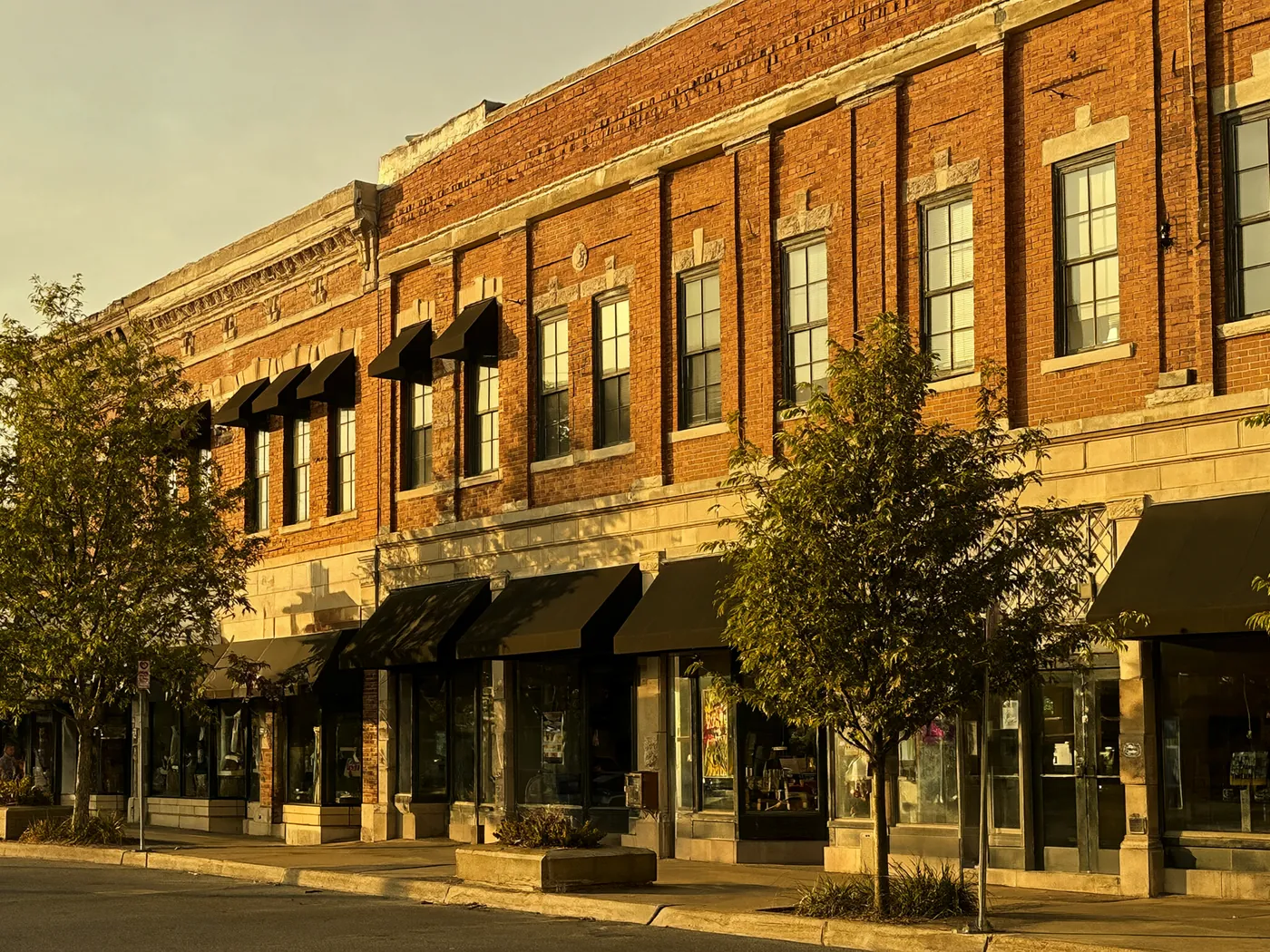 Downtown Birmingham, Michigan, where Summer Skin sits on Old Woodward Avenue